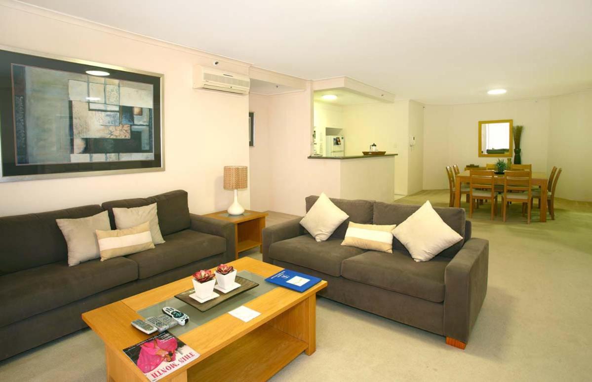Ocean Sands Resort Gold Coast Extérieur photo