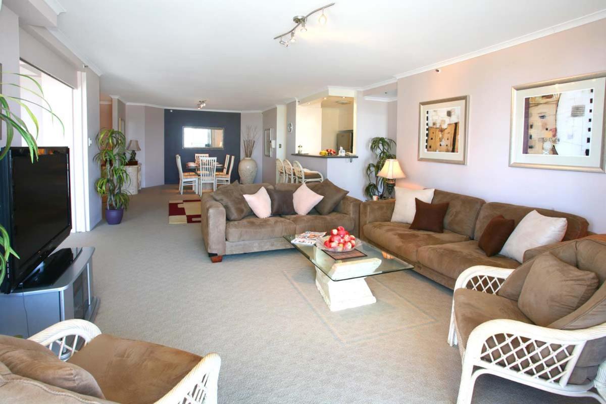 Ocean Sands Resort Gold Coast Extérieur photo