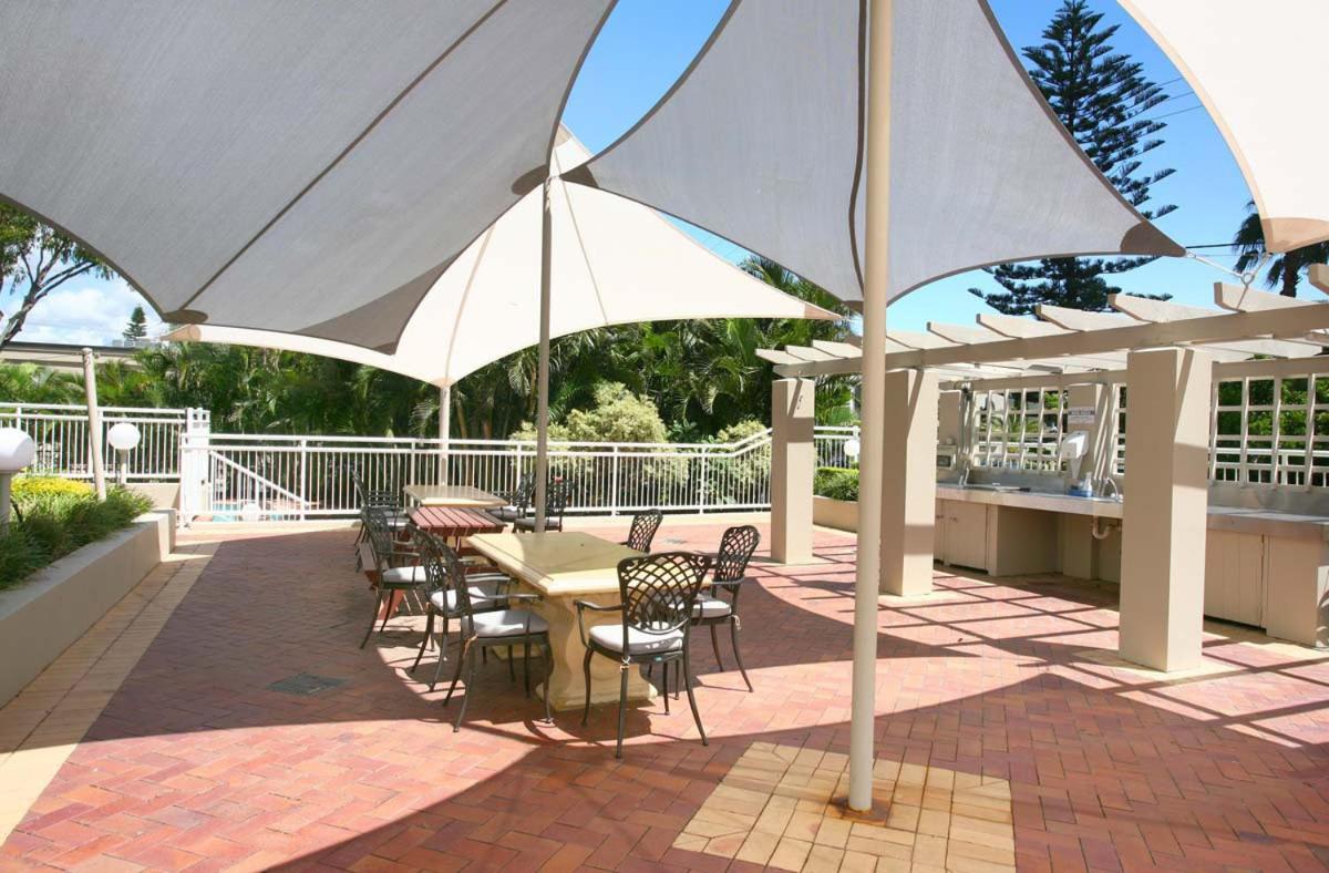 Ocean Sands Resort Gold Coast Extérieur photo