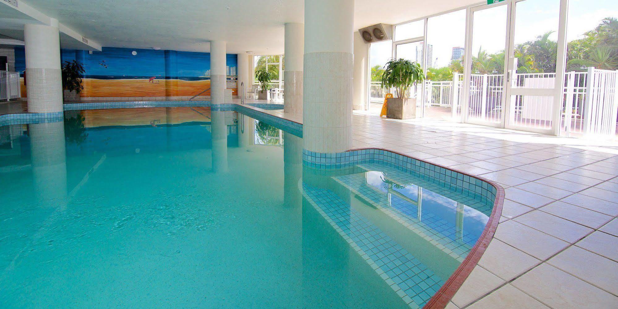 Ocean Sands Resort Gold Coast Extérieur photo